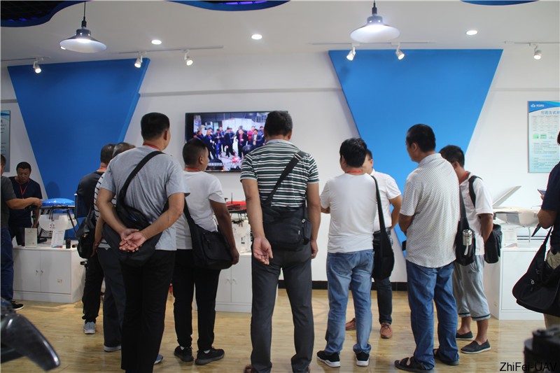 河北智飛極農無人機科技|保定ASFC無人機駕駛員培訓考證|打藥撒藥噴藥植保無人機