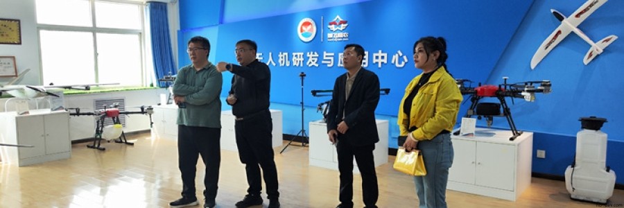 北航王寶會教授蒞臨河北智飛農業指導 賦能農業科技高質量發展